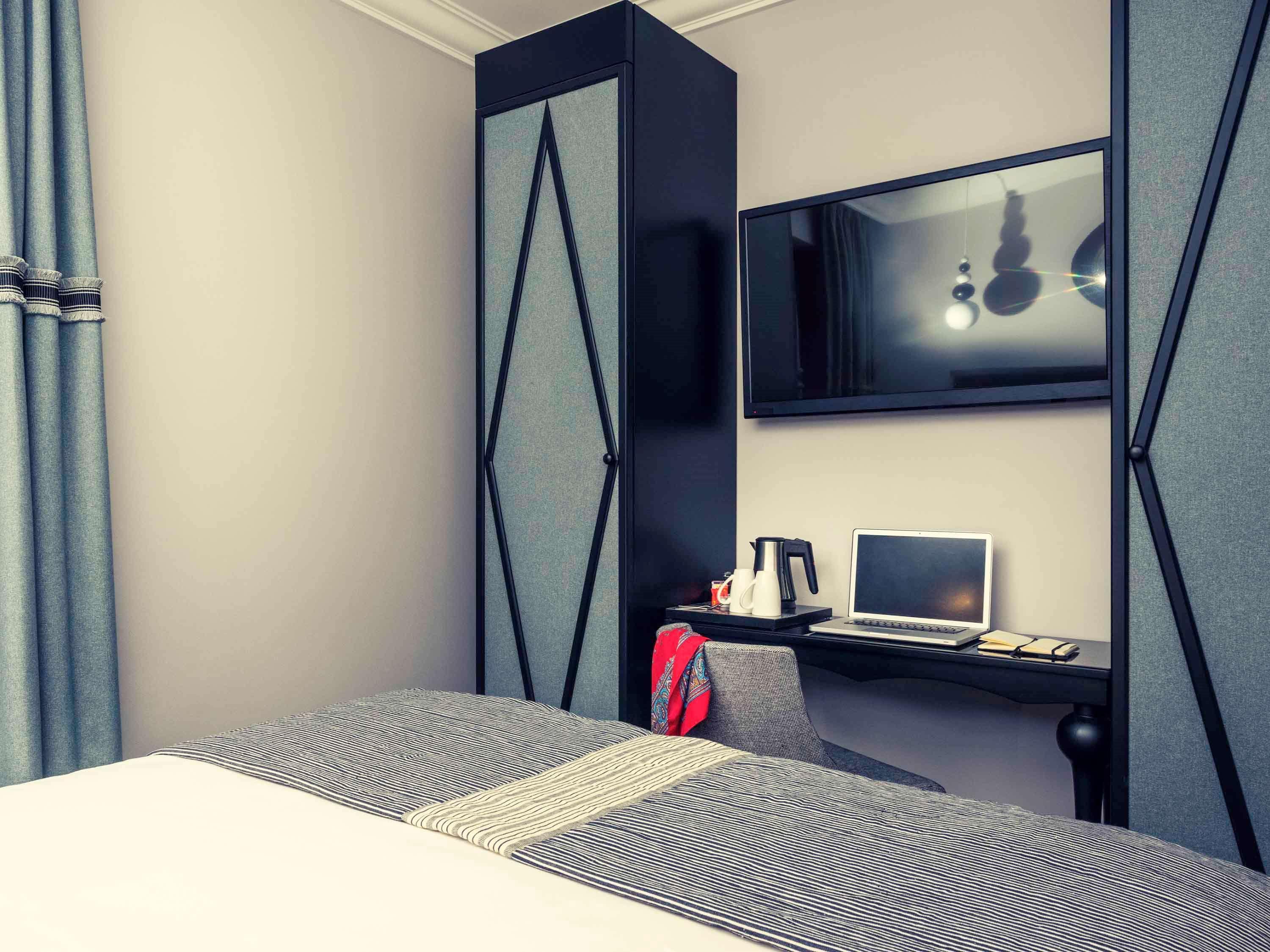 Mercure Paris Arc De Triomphe Wagram Экстерьер фото