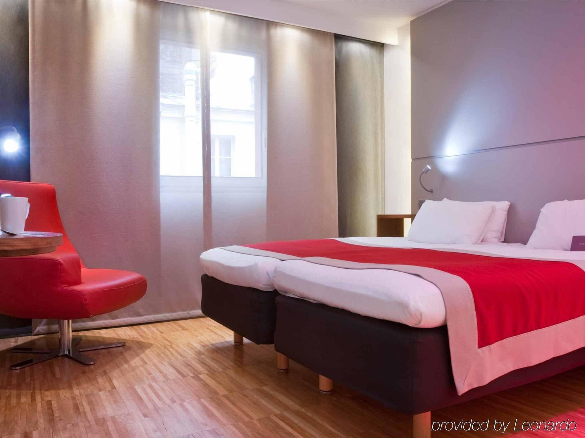 Mercure Paris Arc De Triomphe Wagram Экстерьер фото