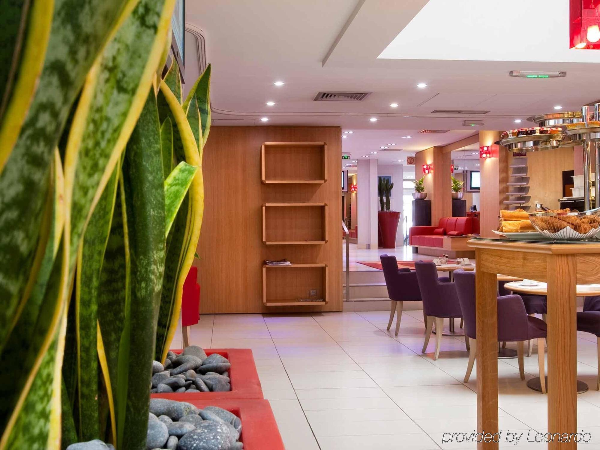 Mercure Paris Arc De Triomphe Wagram Экстерьер фото