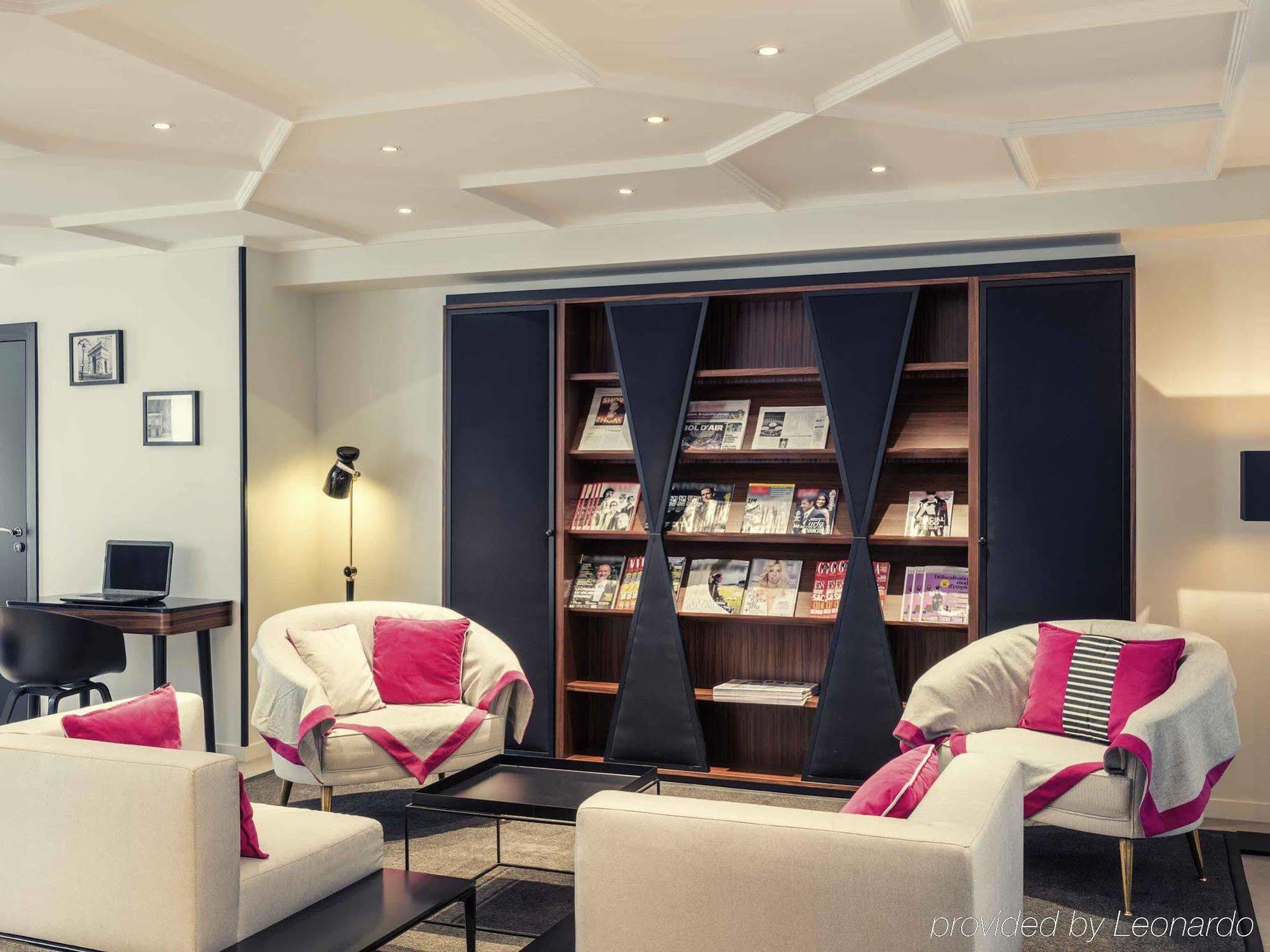 Mercure Paris Arc De Triomphe Wagram Экстерьер фото